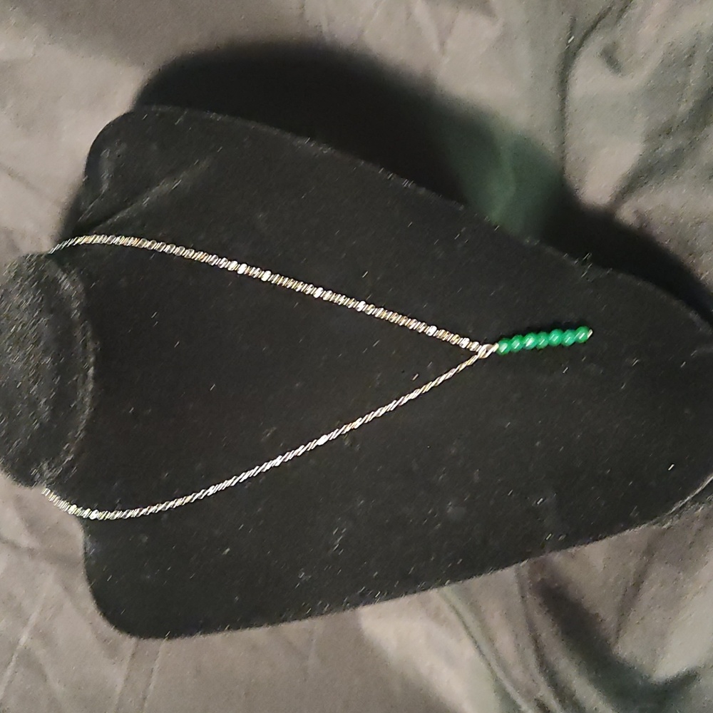 925 necklace 7 round jade beads, 7 1/2 inches long
